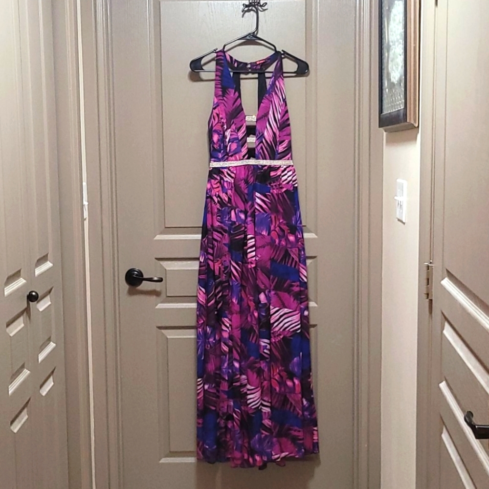 Maxi Gown size A